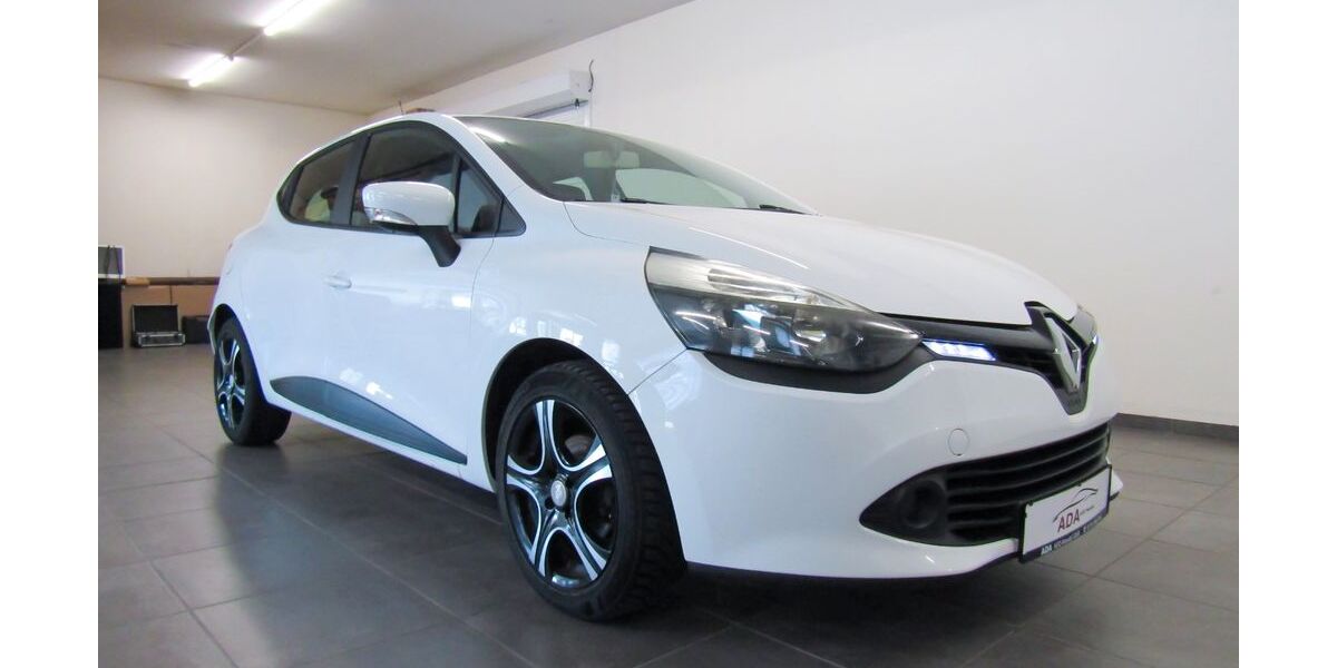 Renault Clio 107.000 km 6.390 &euro; Oldenburg 26125