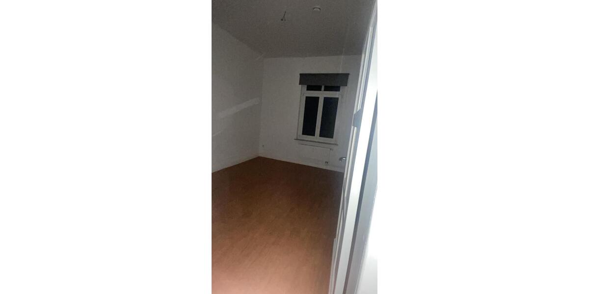Etagenwohnung Oldenburg Kreyenbrück - 4 Zimmer, 111 m&sup2;, 1.300&euro; | Angebot:26521185
