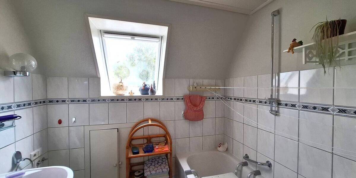 Doppelhaushälfte Brake - 3 Zimmer, 70 m&sup2;, 89.000&euro; | Angebot:26886360