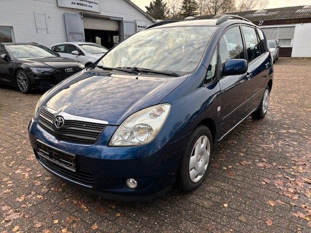 Toyota Corolla Verso 241.000 km 1.999 &euro; Oldenburg 26129