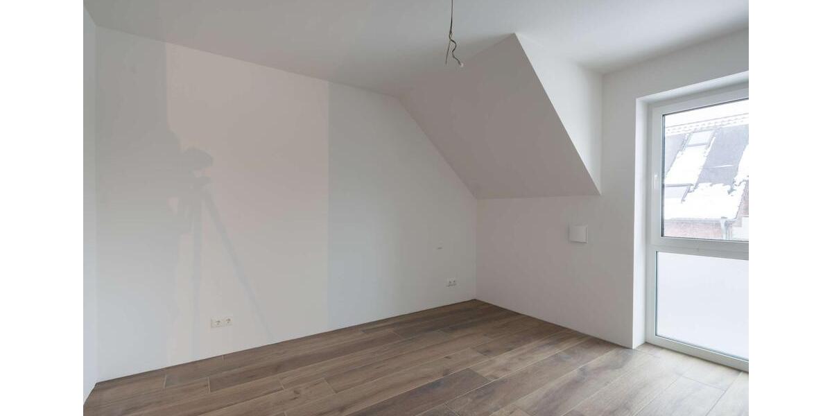 Dachgeschoßwohnung Bad Zwischenahn - 2 Zimmer, 56 m&sup2;, 1.010&euro; | Angebot:24627726