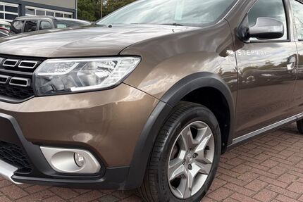 Dacia Sandero 147.121 km 8.558 &euro; Delmenhorst 27755