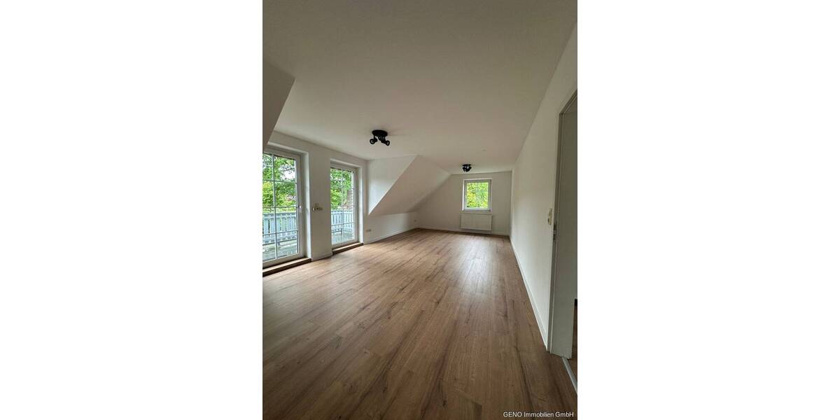 Einfamilienhaus Hude (Oldenburg) Hude - 3 Zimmer, 145 m&sup2;, 1.500&euro; | Angebot:26834899