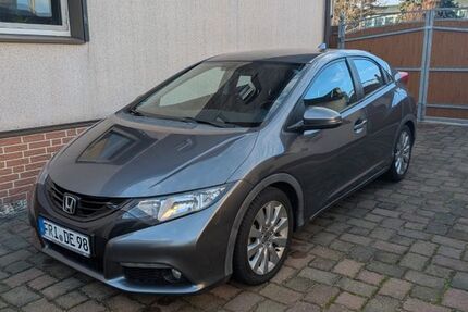 Honda Civic 155.000 km 7.999 &euro; Varel 26316