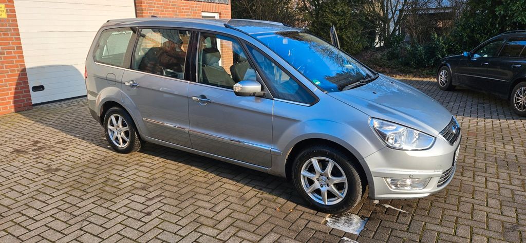 Ford Galaxy 282.000 km 6.099 &euro; Hatten 26209