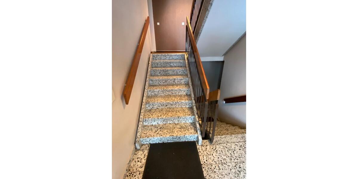 Ab sofort! 2 Zimmer Wohnung mit EBK, Balkon und Aufzug 2 zimmer