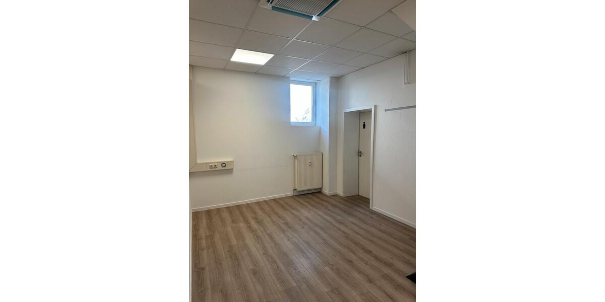 Gewerbeobjekt Oldenburg Kreyenbrück - 3.000&euro; | Angebot:26690816