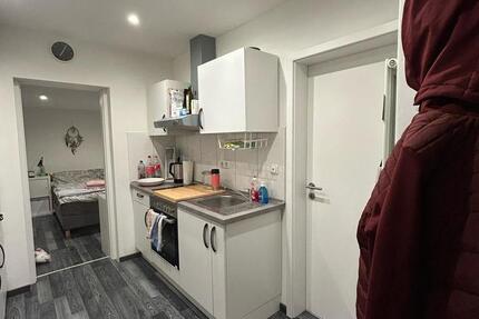 kleine zwei Zimmerwohnung mit Garten zu vermieten ANFRAGESTOPP!!! 2 zimmer