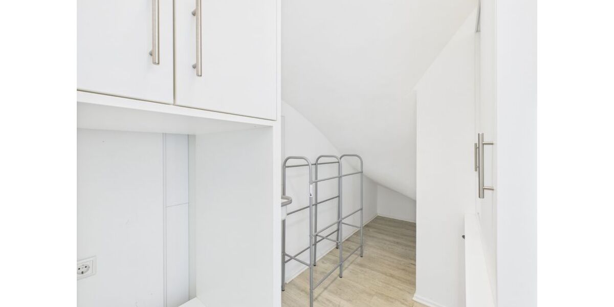 Außergewöhnliches Haus Wohnung über 2 Etagen in ruhiger Lage von Metjendorf-Oldenburg, KFW 70-ModernCarportGarten Wohnen am Rande von Oldenburg - Doppelhaushälfte Wiefelstede / Metjendorf Metjendorf | Angebot:26312135