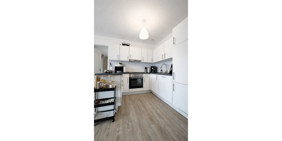 Neuwertige 2-Zimmer-Eigentumswohnung mit 35 m² Balkon, Aufzug & Stellplatz – zentral und ruhig in Oldenburg-Eversten 2 zimmer