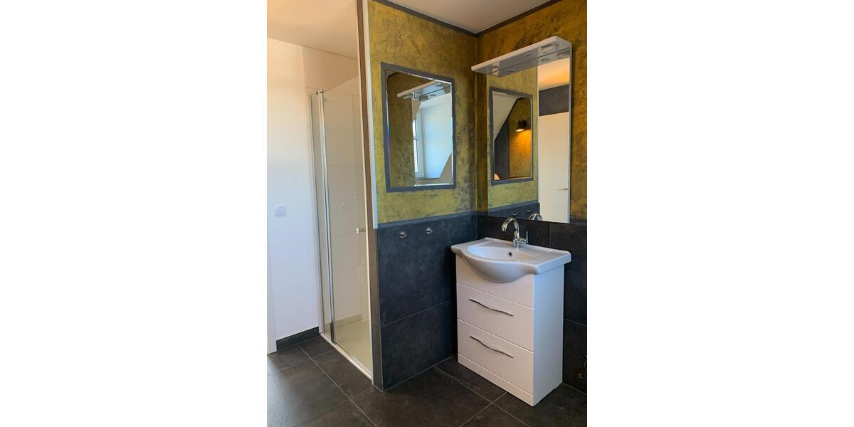Dachgeschoßwohnung Edewecht - 4 Zimmer, 72 m&sup2;, 650&euro; | Angebot:26085869