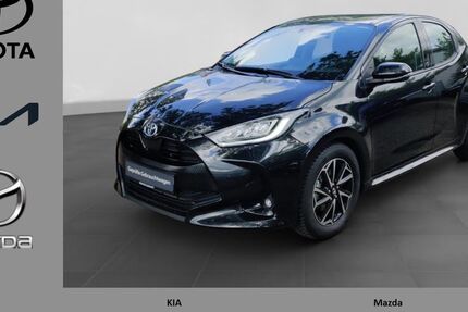 Toyota Yaris 29.700 km 20.450 &euro; Oldenburg 26125