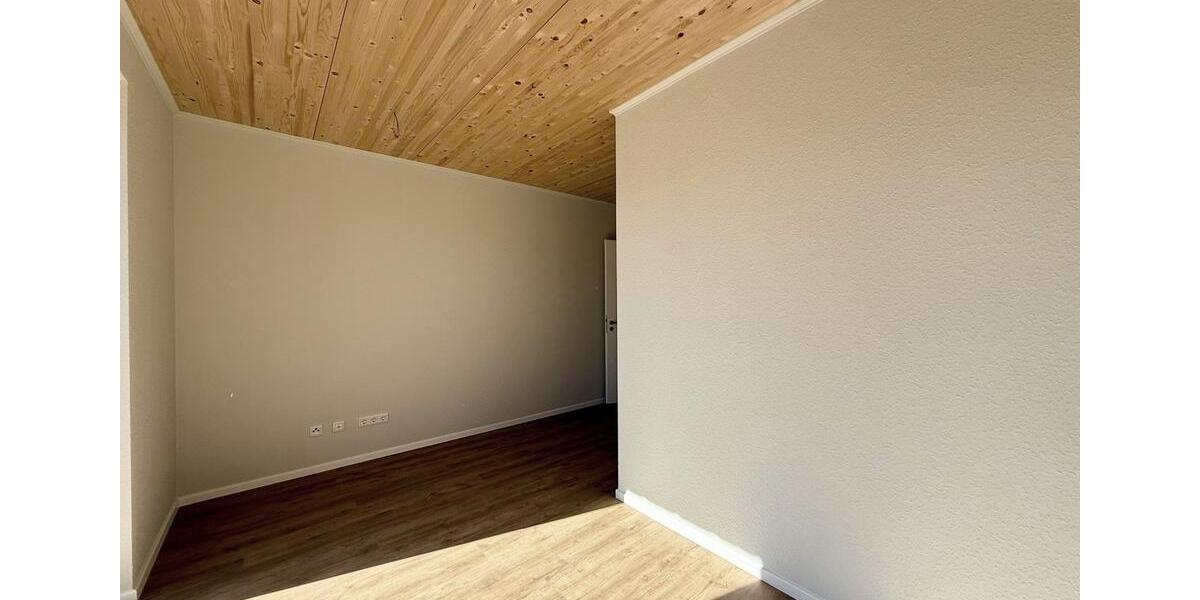 Erdgeschoßwohnung Westerstede - 3 Zimmer, 91 m&sup2;, 1.050&euro; | Angebot:26305234
