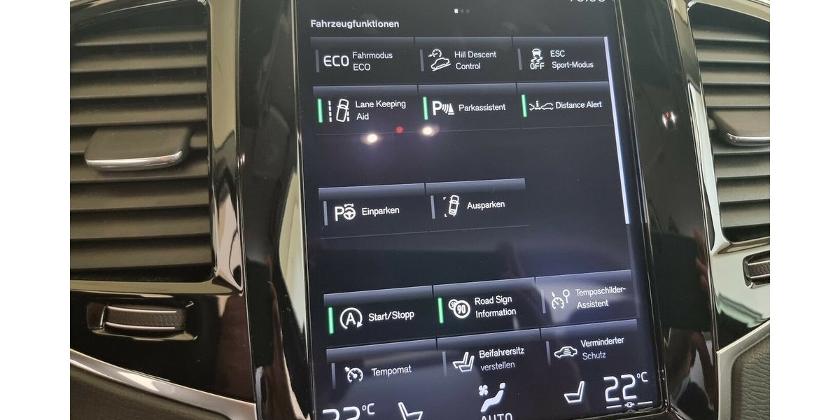 Volvo XC90 ThorsHammer Leder-Sport Memory APP AHK 7-Si 75.900 km 41.900 € Garrel 49681