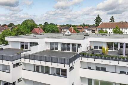 Haus zum Kaufen in Oldenburg 7.000.000 € 1643.47 m² 36 zimmer