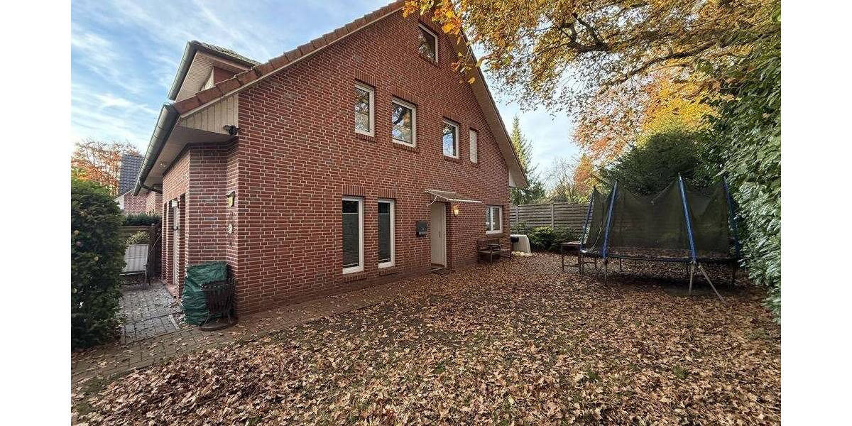 Gepflegte Doppelhaushälfte in Oldenburg-Ofenerdiek mit Ausbaureserve und moderner Heizung 4 zimmer