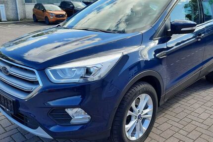 Ford Kuga 188.153 km 9.900 &euro; Wardenburg 26203