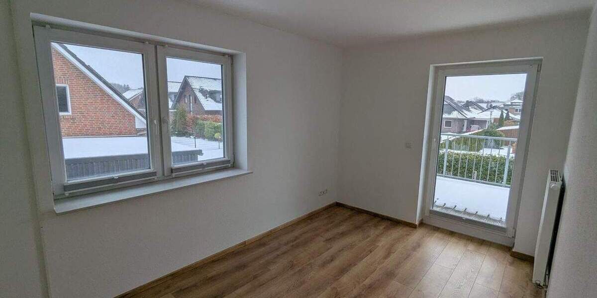 Doppelhaushälfte Westerstede - 4 Zimmer, 115 m&sup2;, 1.100&euro; | Angebot:24990421