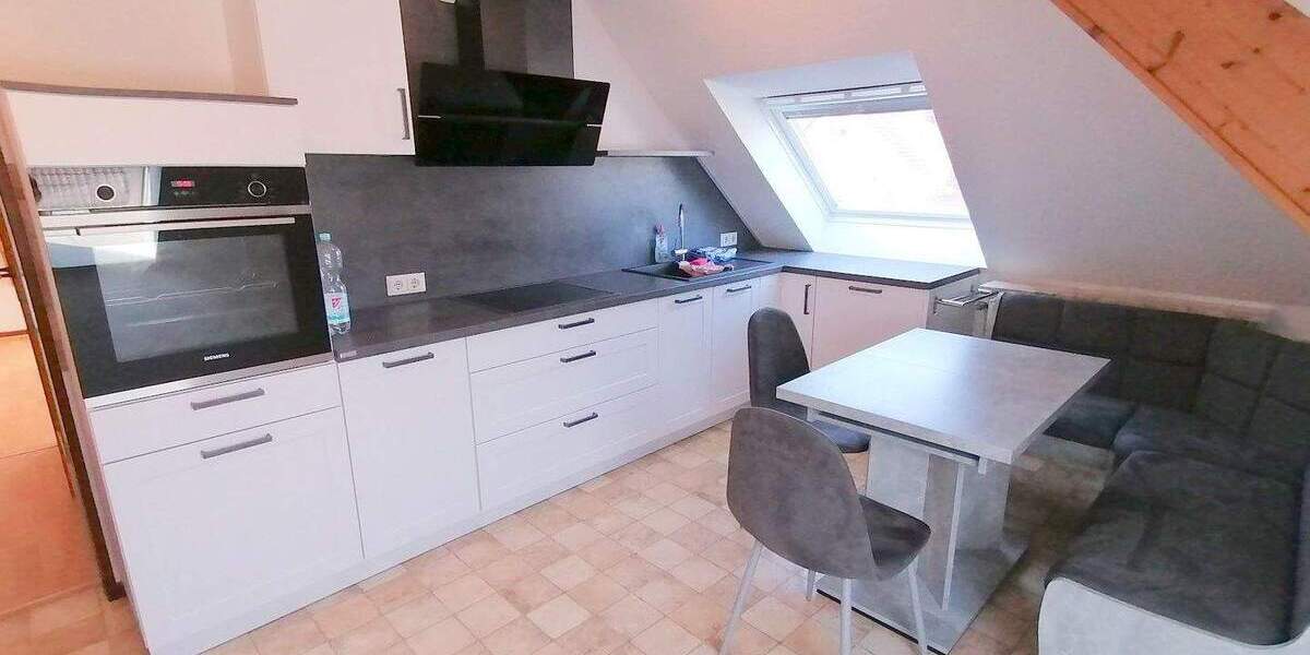Etagenwohnung Oldenburg Kreyenbrück - 2 Zimmer, 60 m&sup2;, 590&euro; | Angebot:25744132