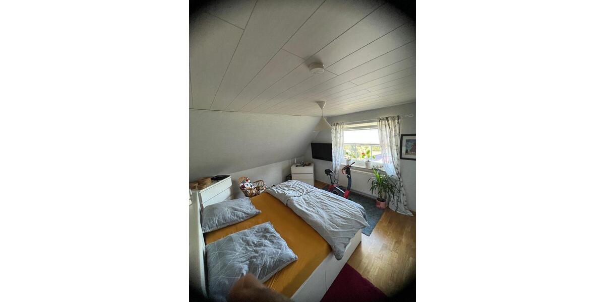 Dachgeschoßwohnung Westerstede - 3 Zimmer, 108 m&sup2;, 750&euro; | Angebot:24710773