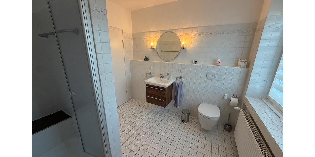 Einfamilienhaus Edewecht - 8 Zimmer, 230 m&sup2;, 595.000&euro; | Angebot:24769412