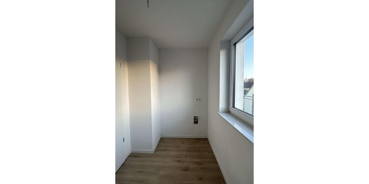 Dachgeschoßwohnung Oldenburg Drielaker-Moor - 3 Zimmer, 128 m&sup2;, 1.300&euro; | Angebot:26006646