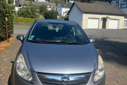 Opel Corsa 217.000 km 2.100 &euro; Oldenburg 26121