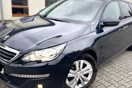Peugeot 308 64.101 km 10.250 &euro; Garrel 49681
