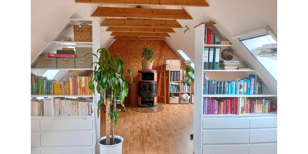 Dachgeschoßwohnung Rastede - 2 Zimmer, 65 m&sup2;, 786&euro; | Angebot:25645499