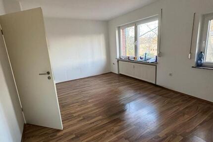 Wohnung Delmenhorst Deichhorst - 2 Zimmer, 65 m&sup2;, 600&euro; | Angebot:25427717