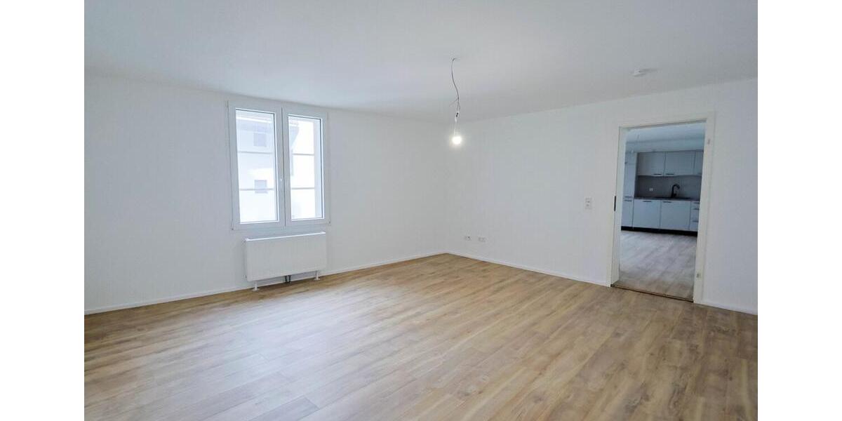 Dachgeschoßwohnung Oldenburg Dobbenviertel - 5 Zimmer, 137 m&sup2;, 1.438&euro; | Angebot:25872609