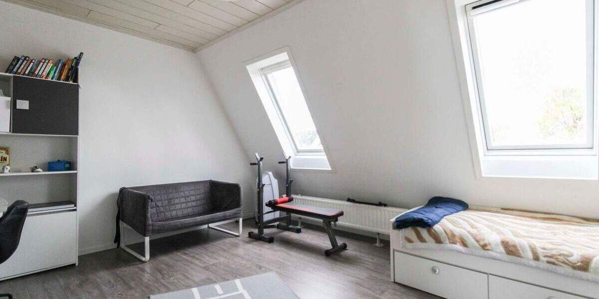 Ideal fu?r Familien - Vollsta?ndig renoviert & energieeffizient! 6 zimmer