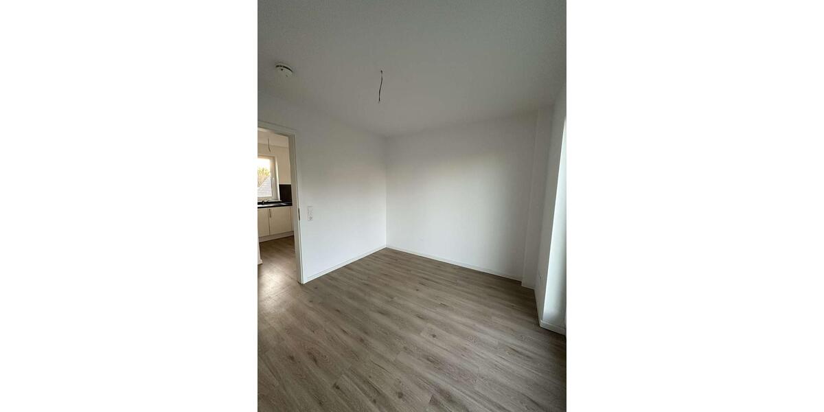 Dachgeschoßwohnung Oldenburg Drielaker-Moor - 3 Zimmer, 128 m&sup2;, 1.300&euro; | Angebot:26006646