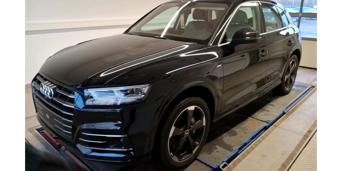Audi Q5 70.104 km 31.900 &euro; Rastede/ Wahnbek 26180