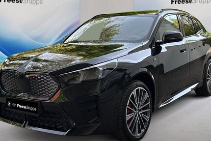 BMW iX2 1.831 km 56.900 &euro; Oldenburg 26135