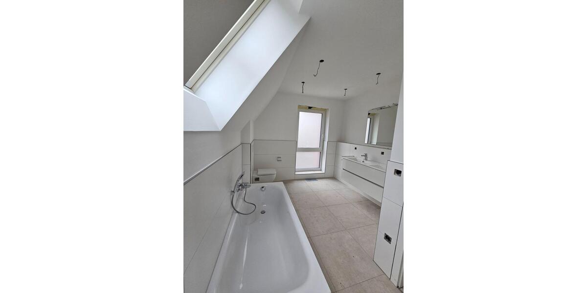 Neubau-Einfamilienhaus in Oldenburg Ofenerdiek – Erstbezug, Wärmepumpe & PV-Anlage modern & bezugsfertig! 5 zimmer