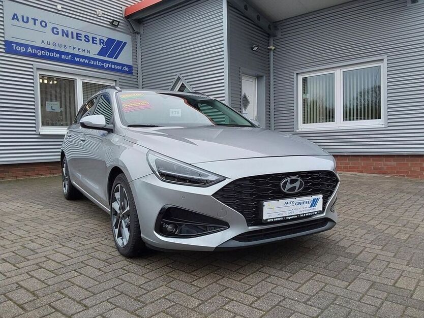 i30