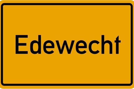 6418 - II-geschossige Bauweise möglich! Baugrundstück mit Altgebäude in zentraler Lage
