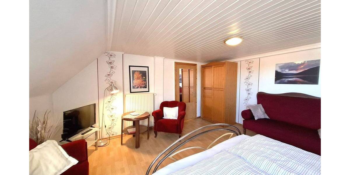 Einfamilienhaus Brake Kirchhammelwarden - 5 Zimmer, 144 m&sup2;, 240.000&euro; | Angebot:26388781