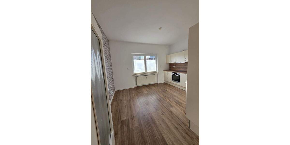 Etagenwohnung Ganderkesee - 3 Zimmer, 100 m&sup2;, 780&euro; | Angebot:25815240