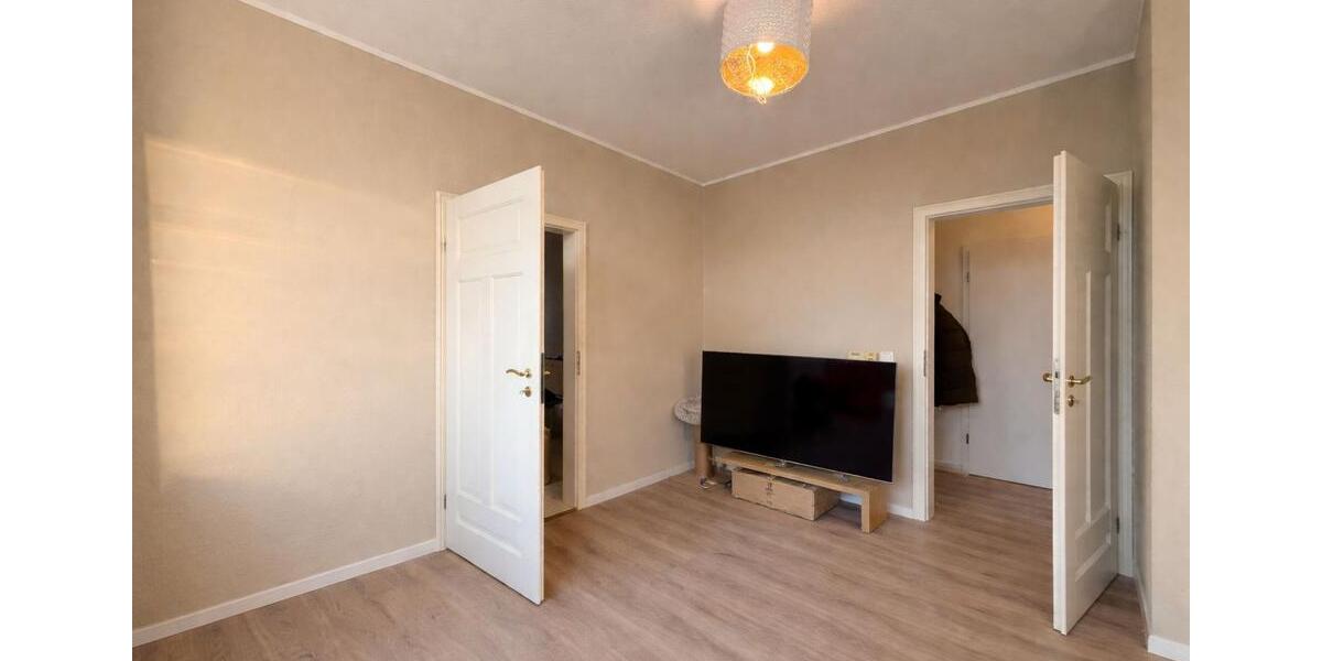 Dachgeschoßwohnung Oldenburg Ziegelhof - 3 Zimmer, 40 m&sup2;, 600&euro; | Angebot:24721337