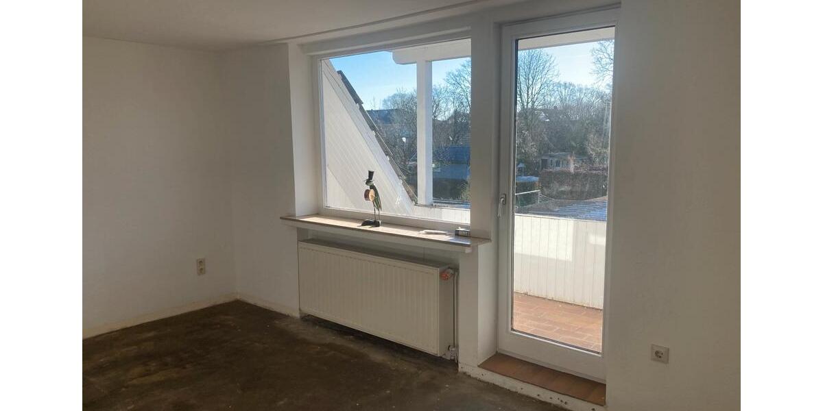 Dachgeschoßwohnung Wiefelstede - 3 Zimmer, 77 m&sup2;, 755&euro; | Angebot:26347994