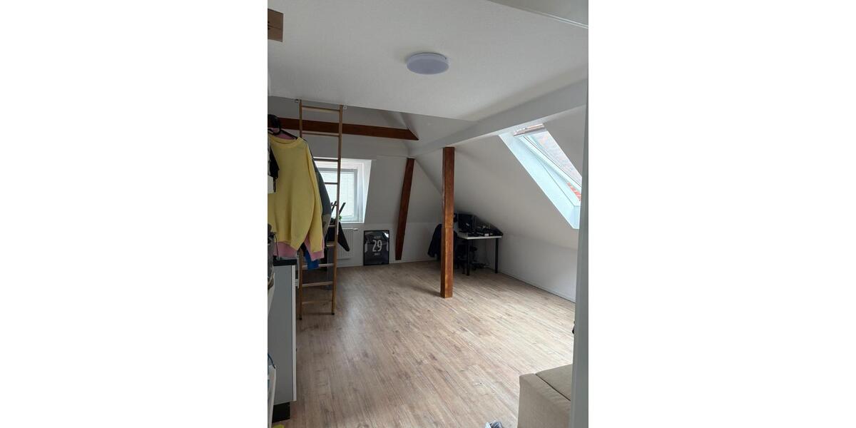 Dachgeschoßwohnung Westerstede - 1 Zimmer, 35 m&sup2;, 650&euro; | Angebot:26623609