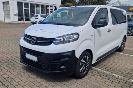 Opel Vivaro 143.200 km 16.999 &euro; Oldenburg 26129