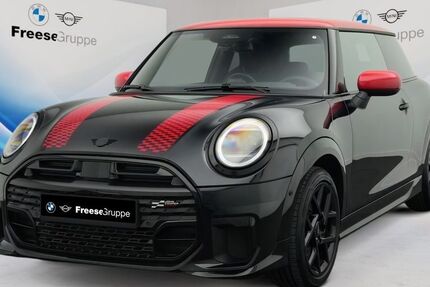 Mini Cooper S 3.900 km 32.622 &euro; Oldenburg 26125