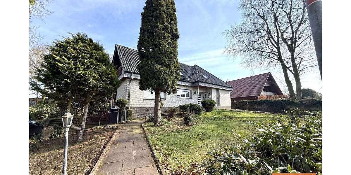 Einfamilienhaus Bösel - 10 Zimmer, 215 m&sup2;, 440.000&euro; | Angebot:25920430