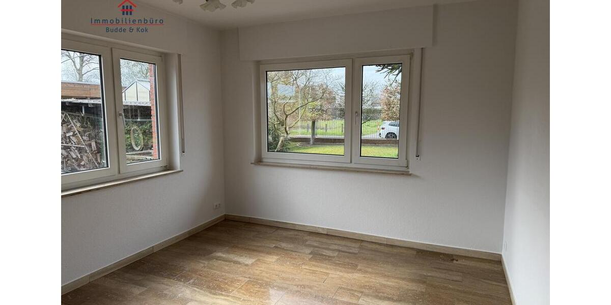 Doppelhaushälfte Friesoythe - 7 Zimmer, 233 m&sup2;, 1.500&euro; | Angebot:26247200