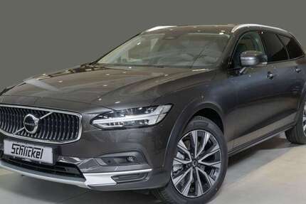 Volvo V90 Cross Country 10.350 km 48.850 € Oldenburg 26125