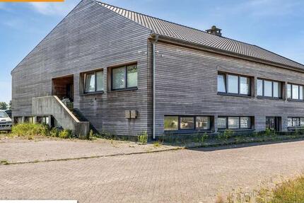 Gewerbeflächen von 59 qm bis 210 qm mit Lagerflächen und BetriebsWohnung in Wiefelstede!