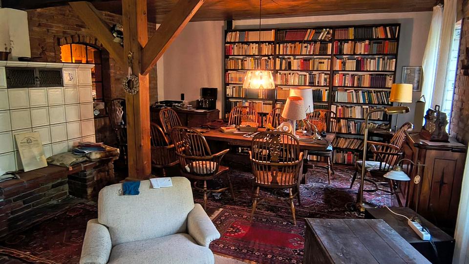 Einfamilienhaus Jade - 10 Zimmer, 315 m&sup2;, 395.000&euro; | Angebot:26321102